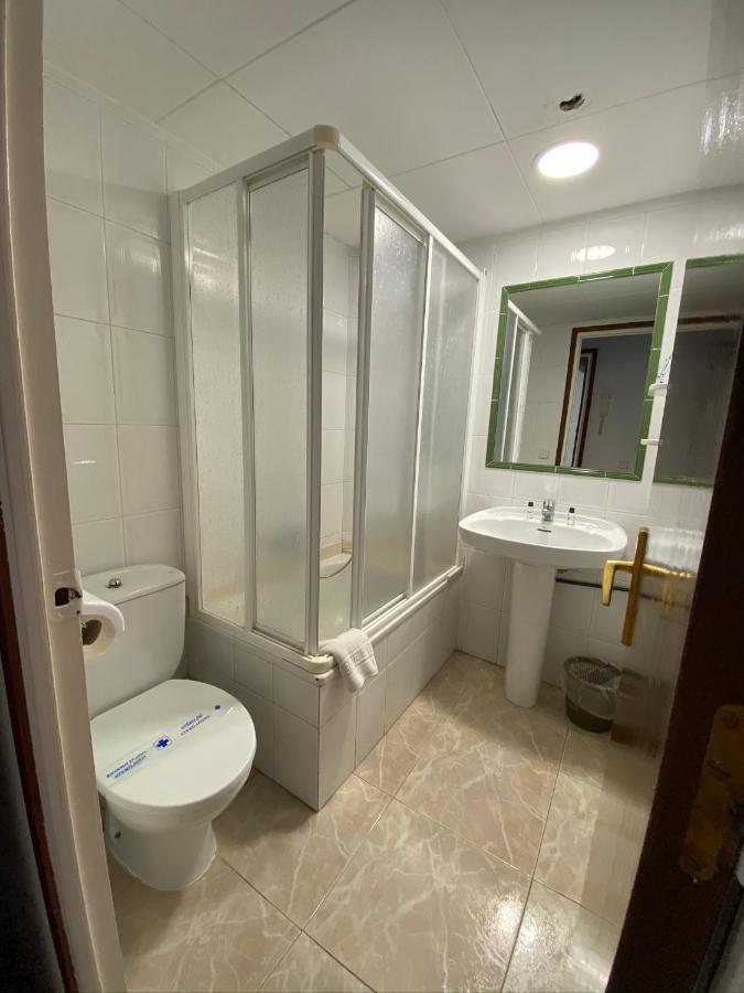 Apartamentos Mitus Canet De Mar Ngoại thất bức ảnh