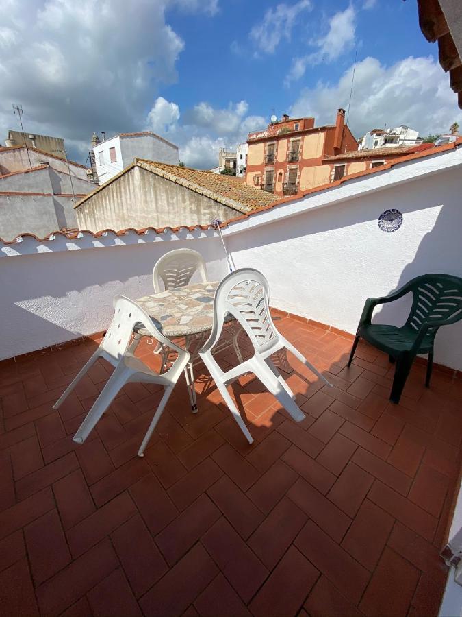 Apartamentos Mitus Canet De Mar Ngoại thất bức ảnh