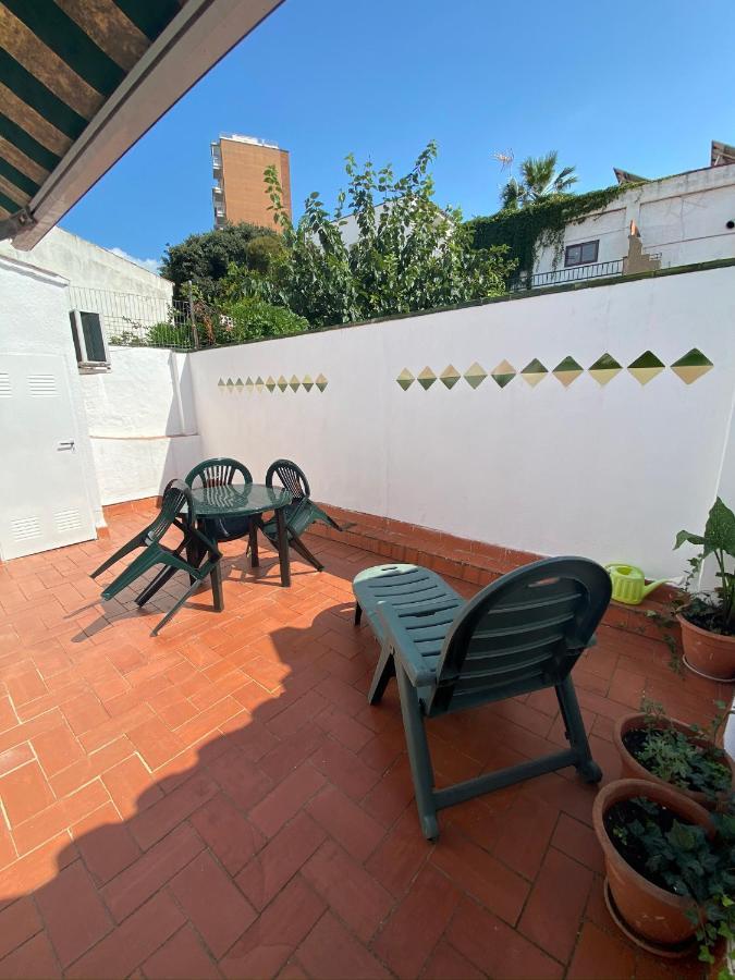 Apartamentos Mitus Canet De Mar Ngoại thất bức ảnh