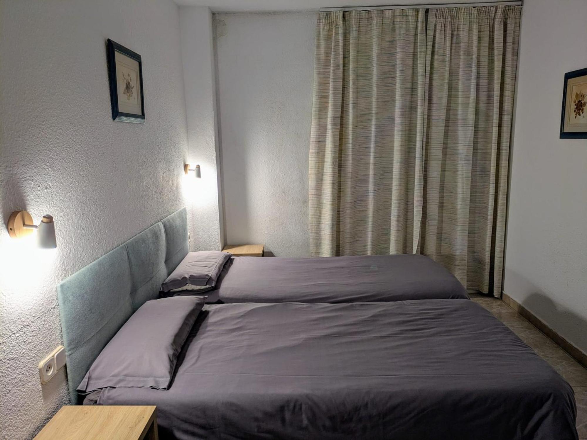 Apartamentos Mitus Canet De Mar Ngoại thất bức ảnh