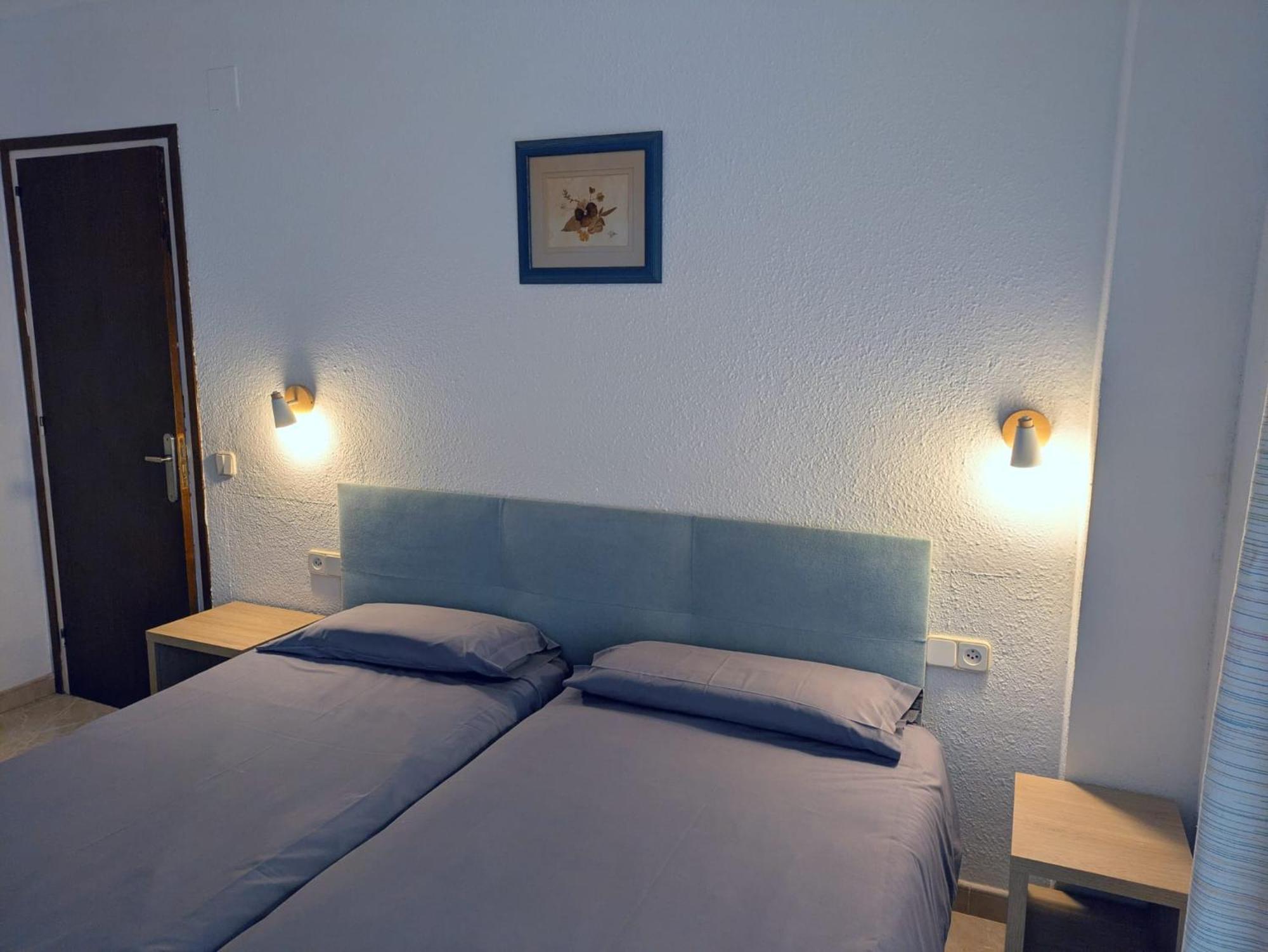 Apartamentos Mitus Canet De Mar Ngoại thất bức ảnh